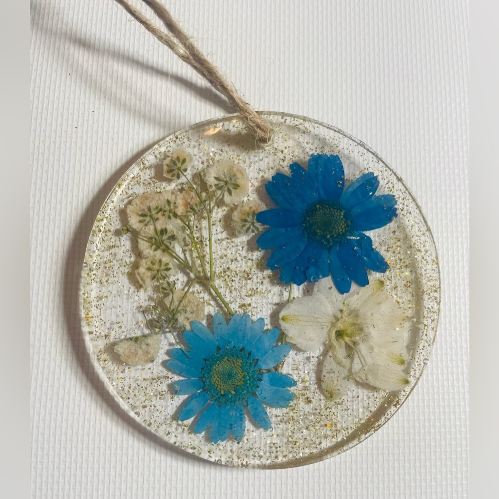 Hand Crafted Floral Resin Sun Catcher with Blue and White Flowers